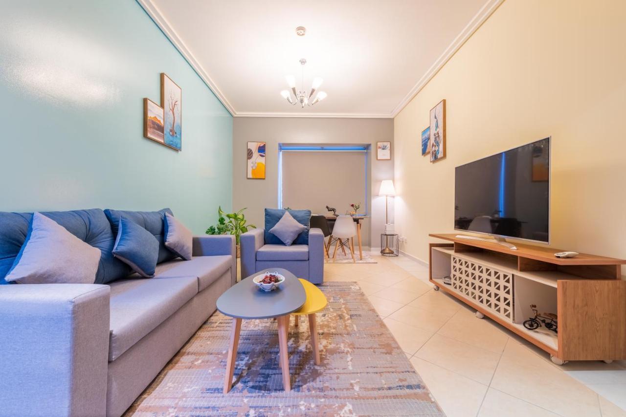 Trinity Holiday Homes - Sheikh Zayed Road Near To Financial Center Metro Station Дубай Екстериор снимка