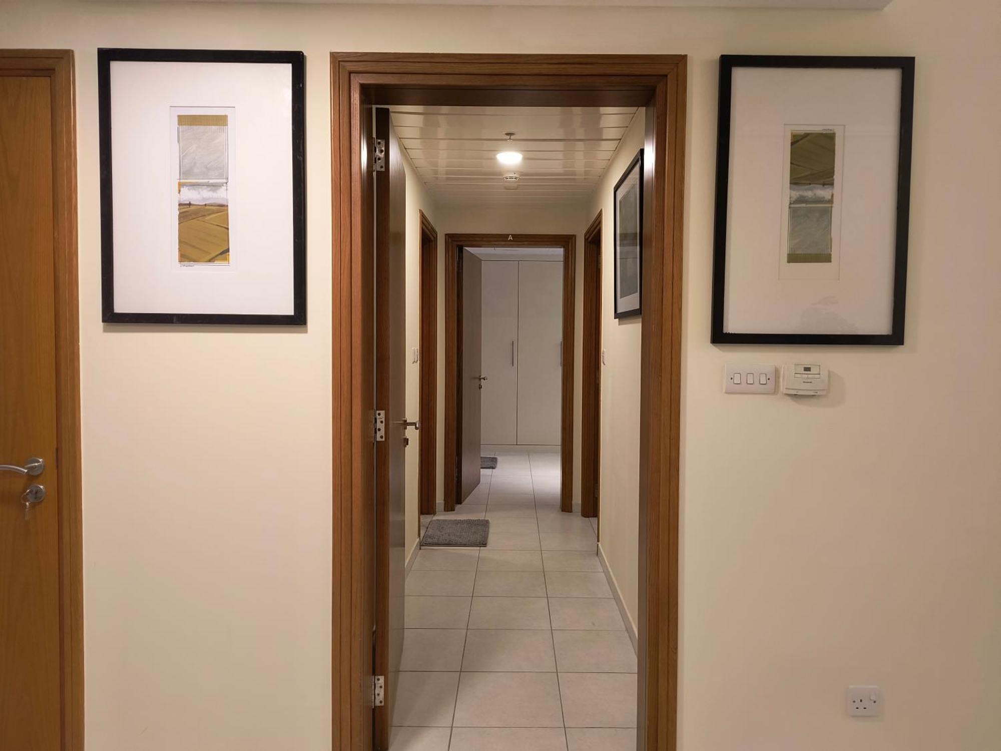 Trinity Holiday Homes - Sheikh Zayed Road Near To Financial Center Metro Station Дубай Екстериор снимка