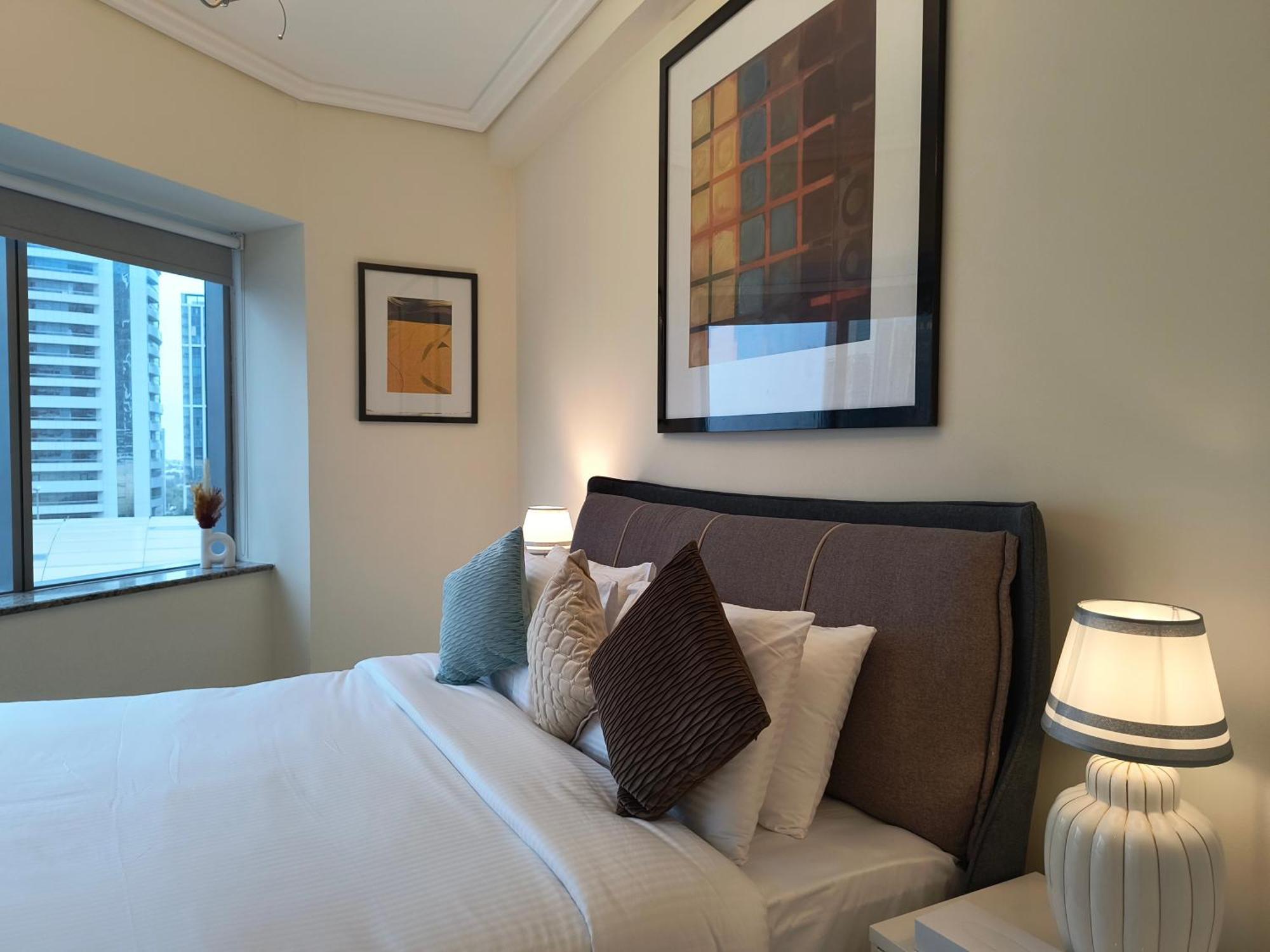 Trinity Holiday Homes - Sheikh Zayed Road Near To Financial Center Metro Station Дубай Екстериор снимка