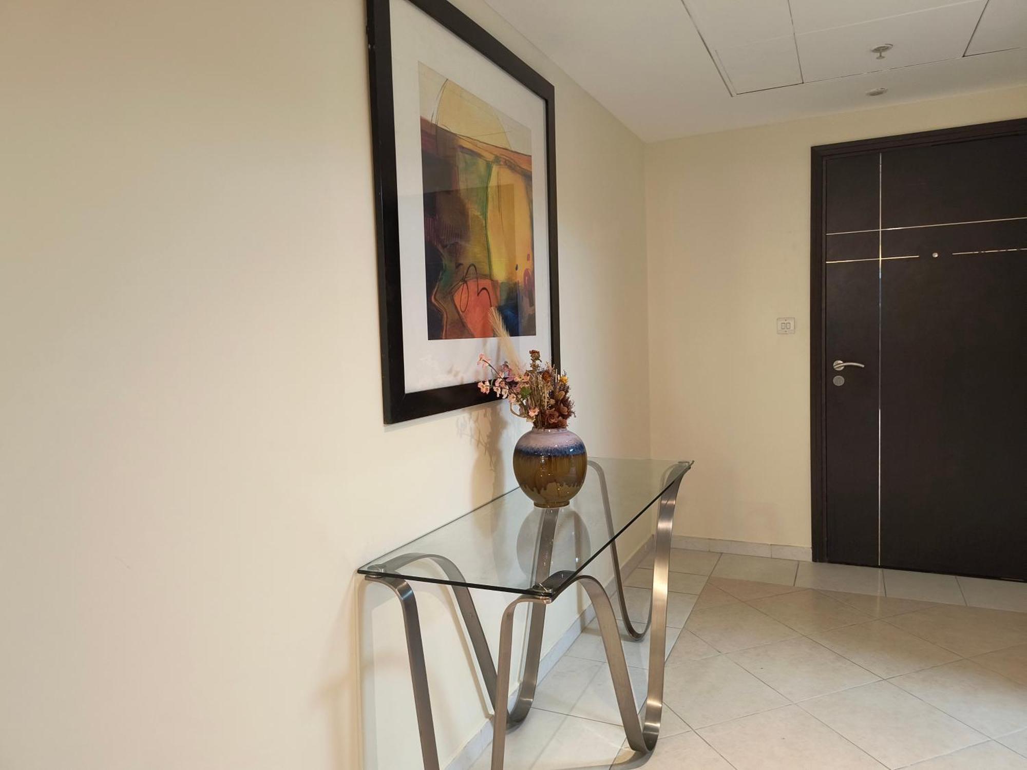 Trinity Holiday Homes - Sheikh Zayed Road Near To Financial Center Metro Station Дубай Екстериор снимка