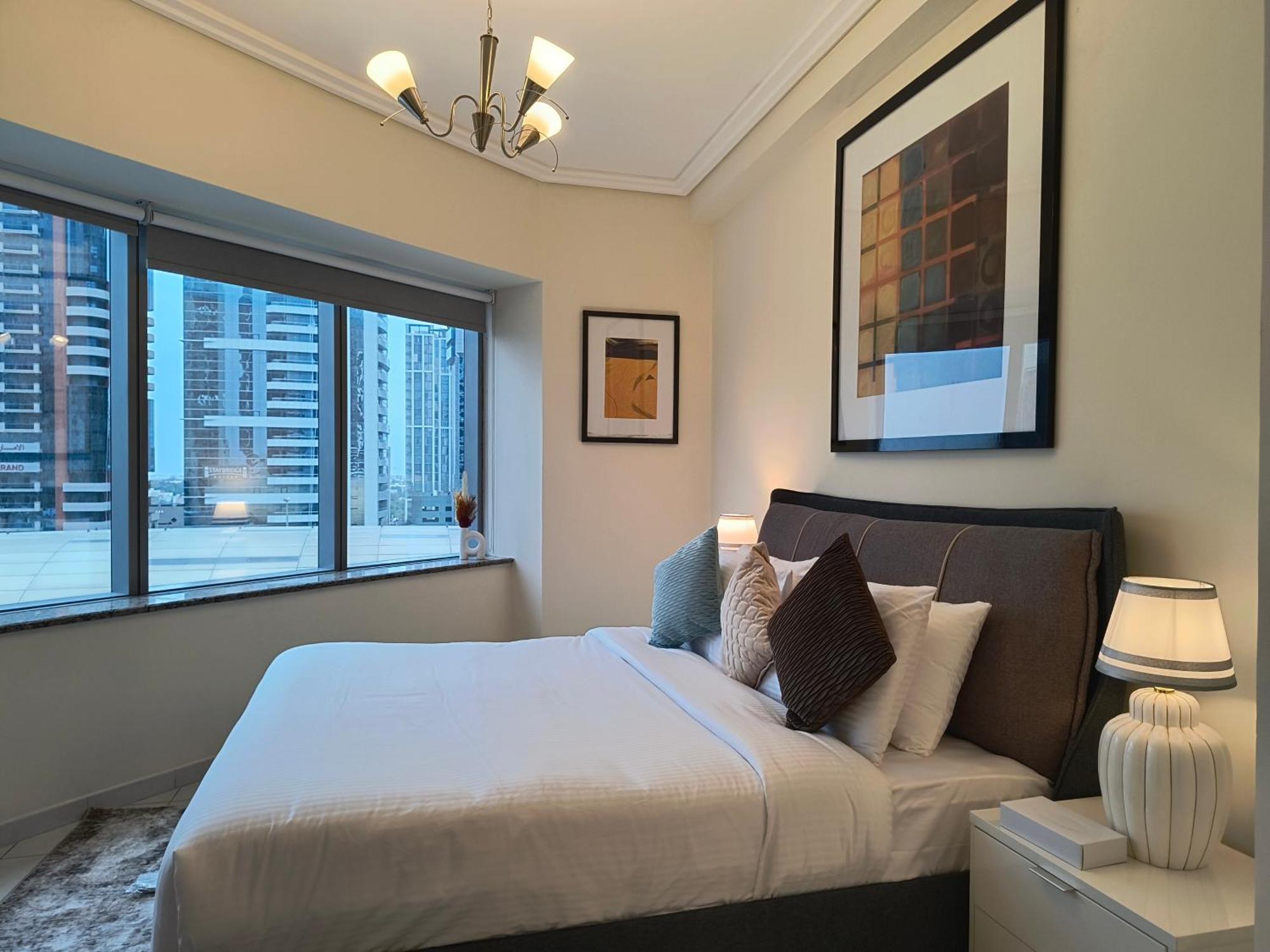 Trinity Holiday Homes - Sheikh Zayed Road Near To Financial Center Metro Station Дубай Екстериор снимка