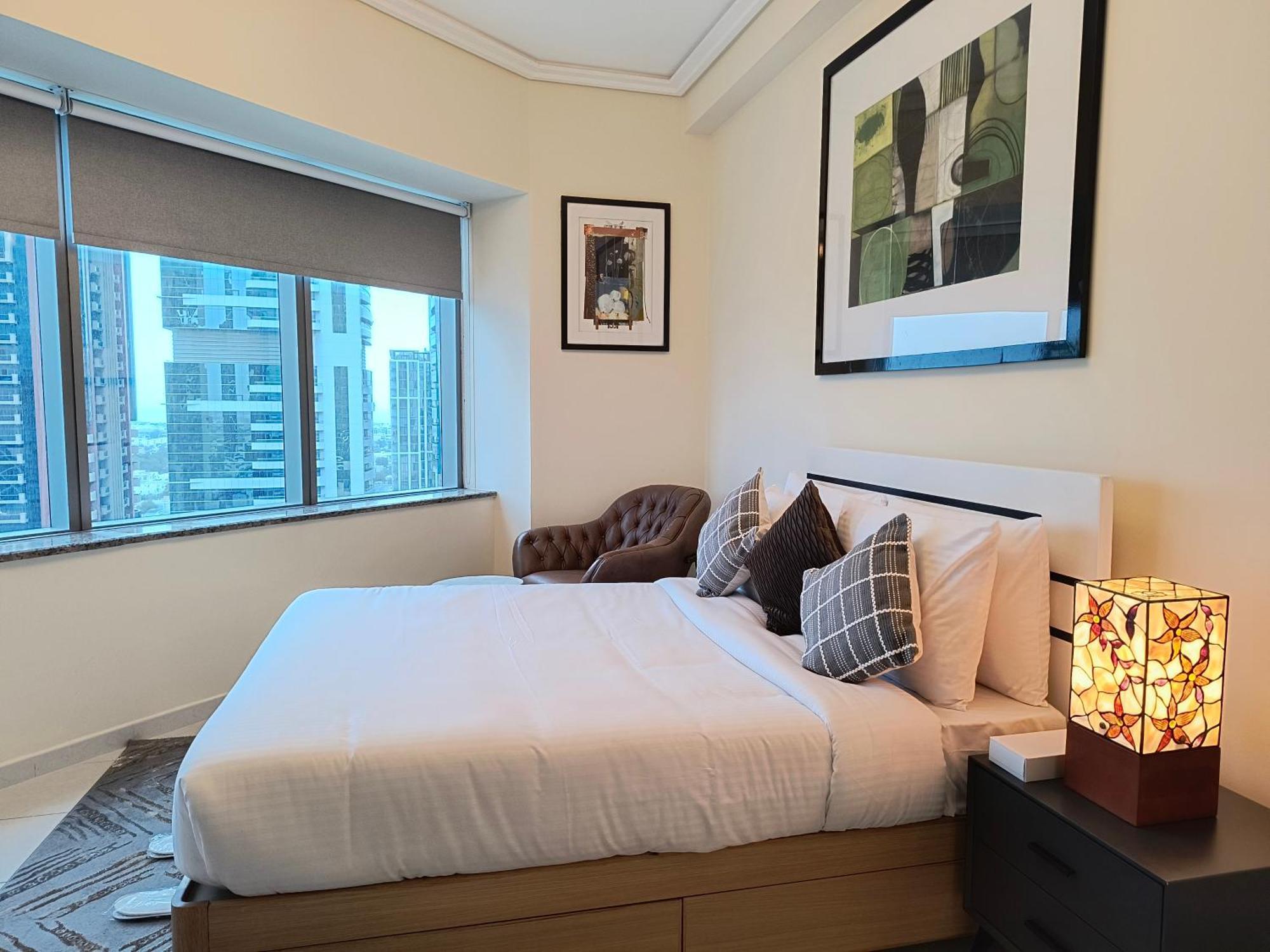 Trinity Holiday Homes - Sheikh Zayed Road Near To Financial Center Metro Station Дубай Екстериор снимка