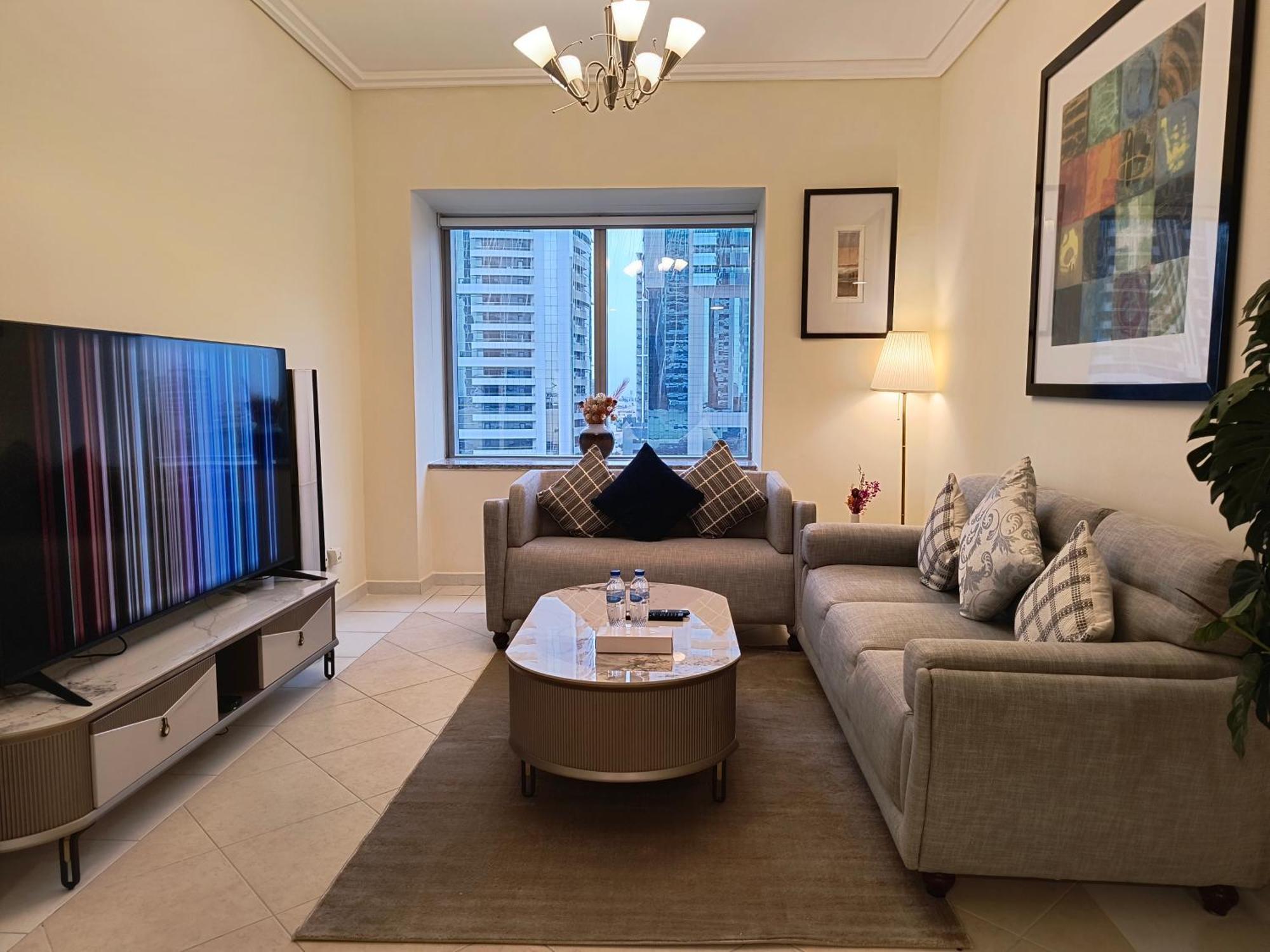 Trinity Holiday Homes - Sheikh Zayed Road Near To Financial Center Metro Station Дубай Екстериор снимка